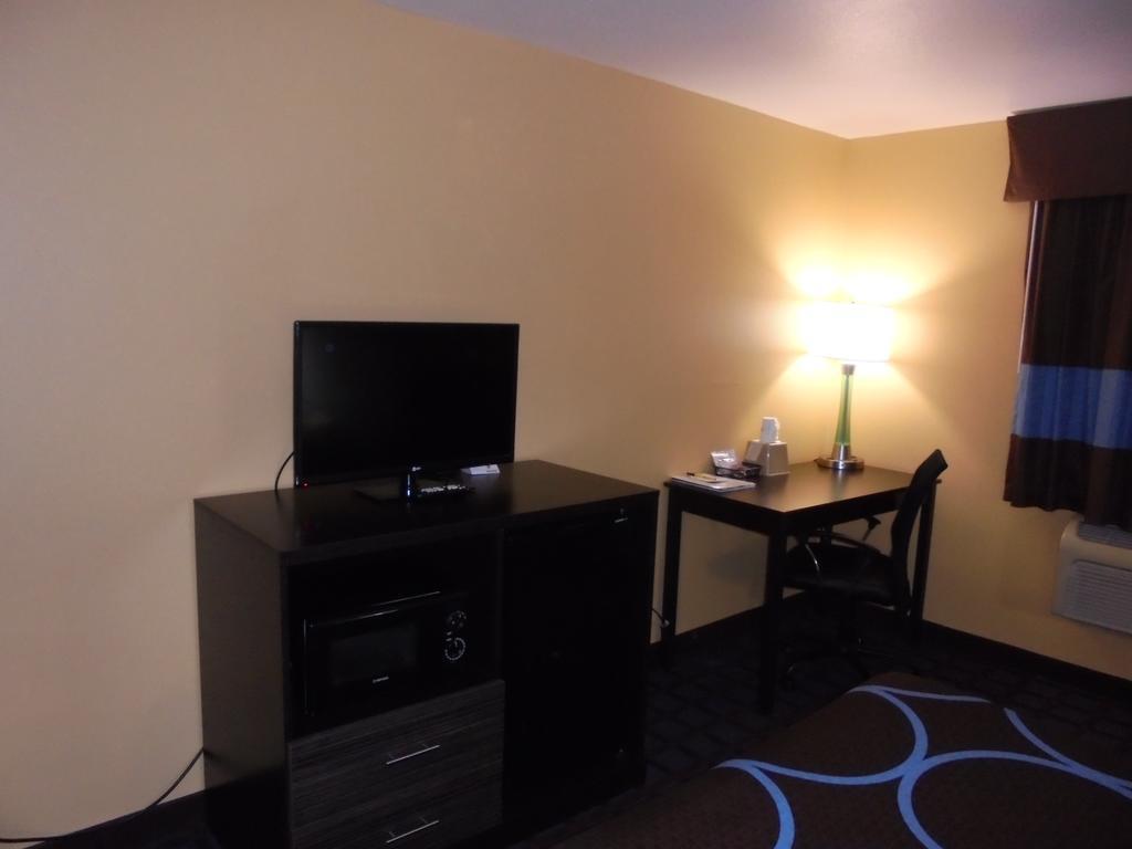 Super 8 By Wyndham Okawville Kamer foto